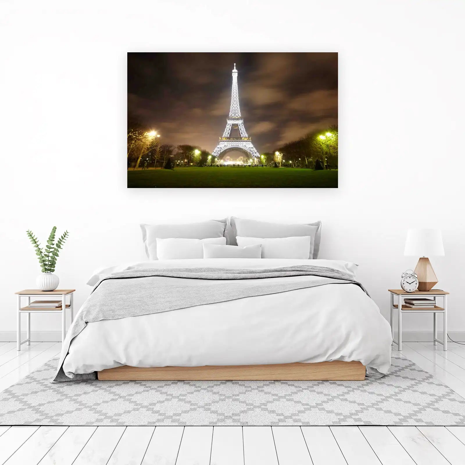 Eiffel Tower Night Sparkle Wall Art