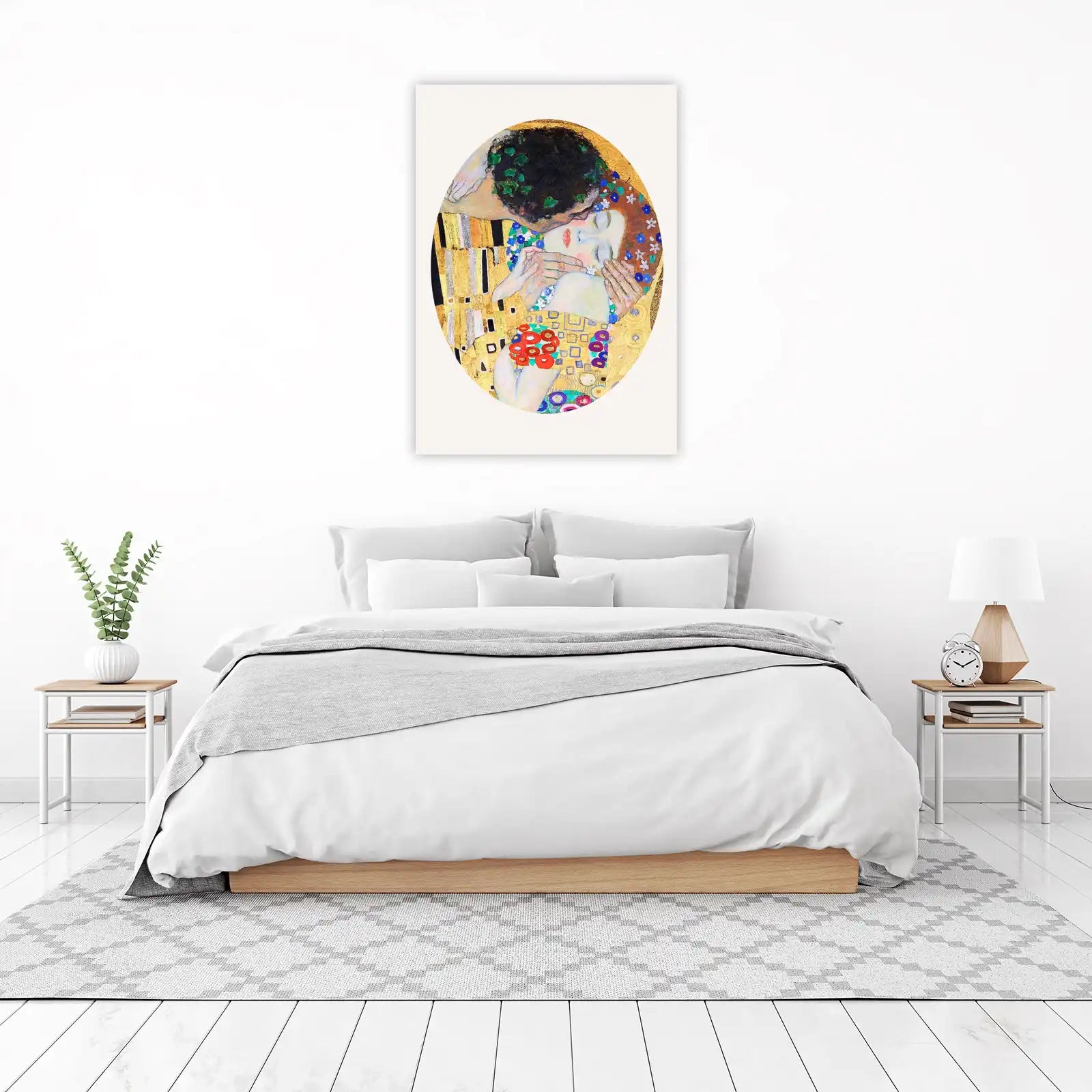 Klimt Kiss Embrace Gold Oval Wall Art