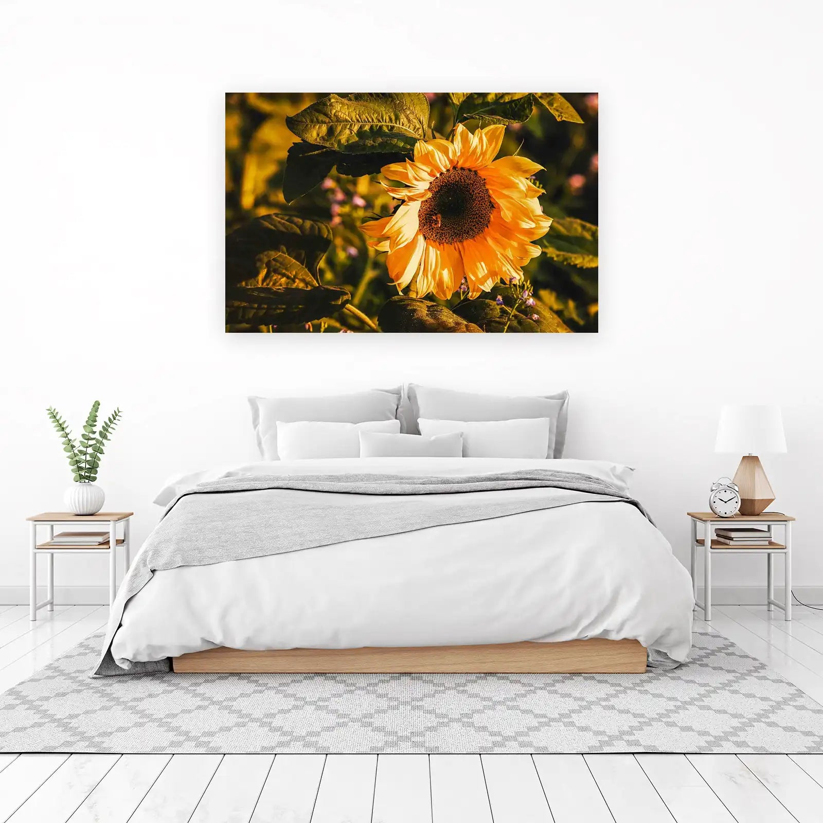Vibrant Sunflower Close-up Wall Art
