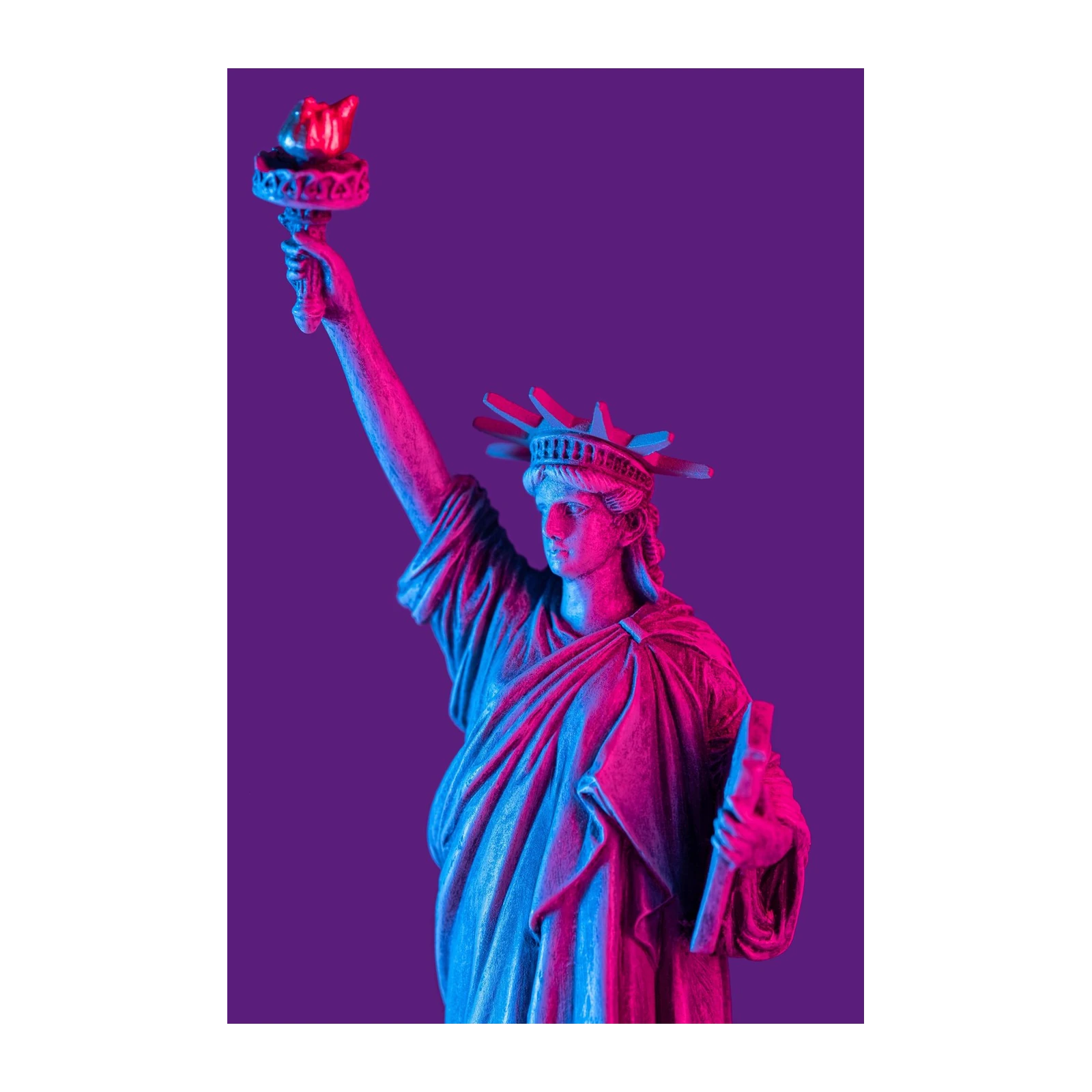 Statue of Liberty Neon Glow Wall Art