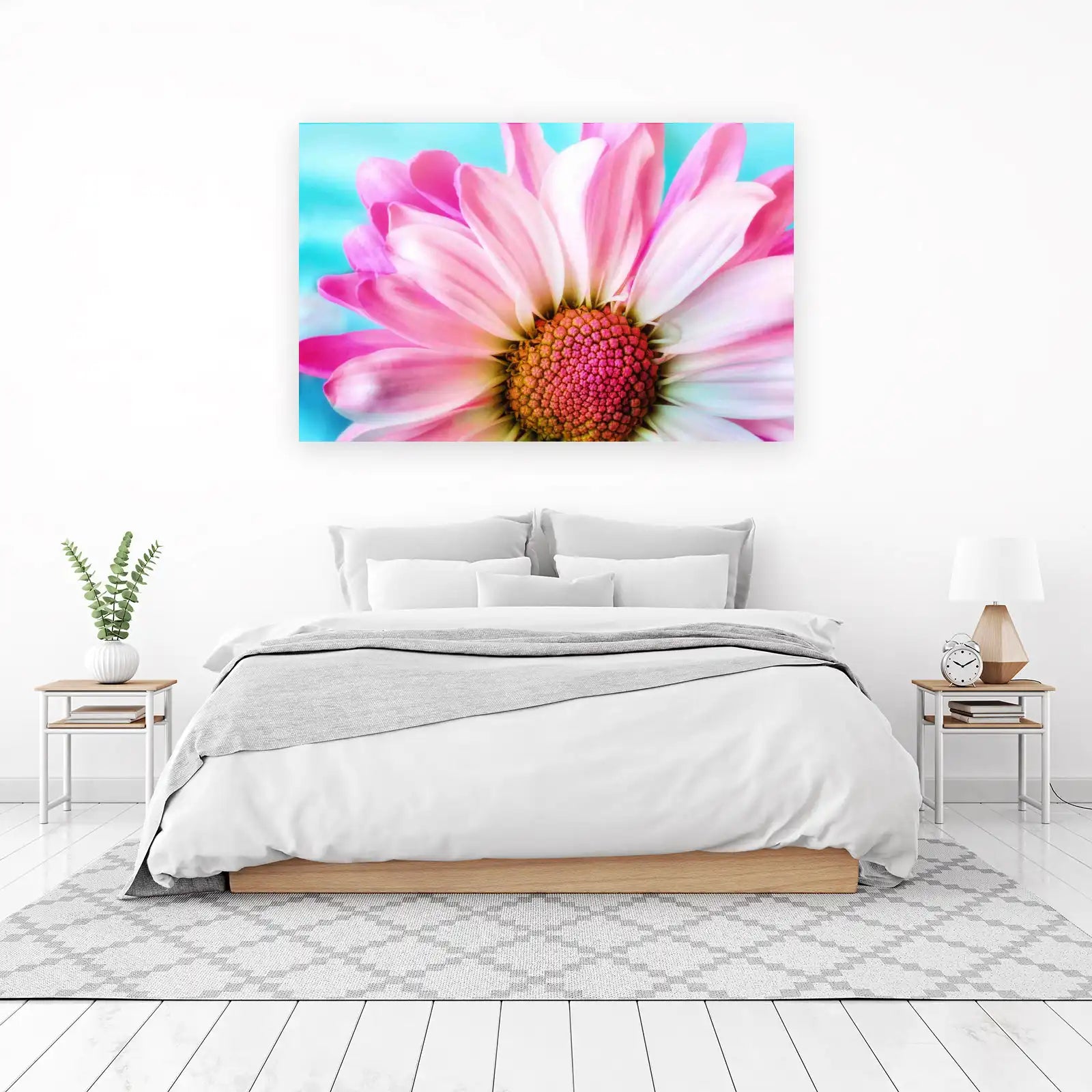 Pink Daisy Close-up Wall Art Wall Art