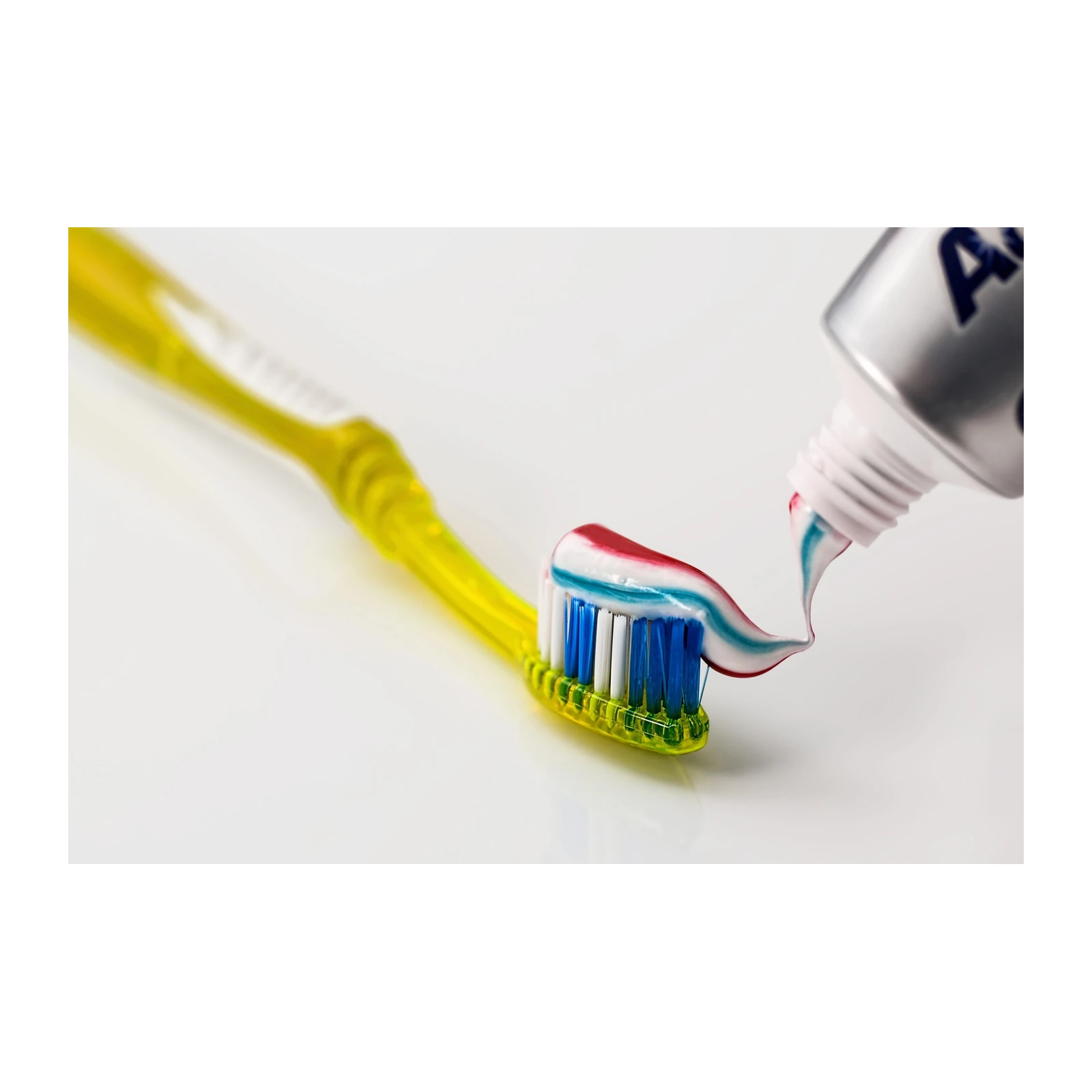 Vibrant Freshness: Toothpaste & Brush Wall Art