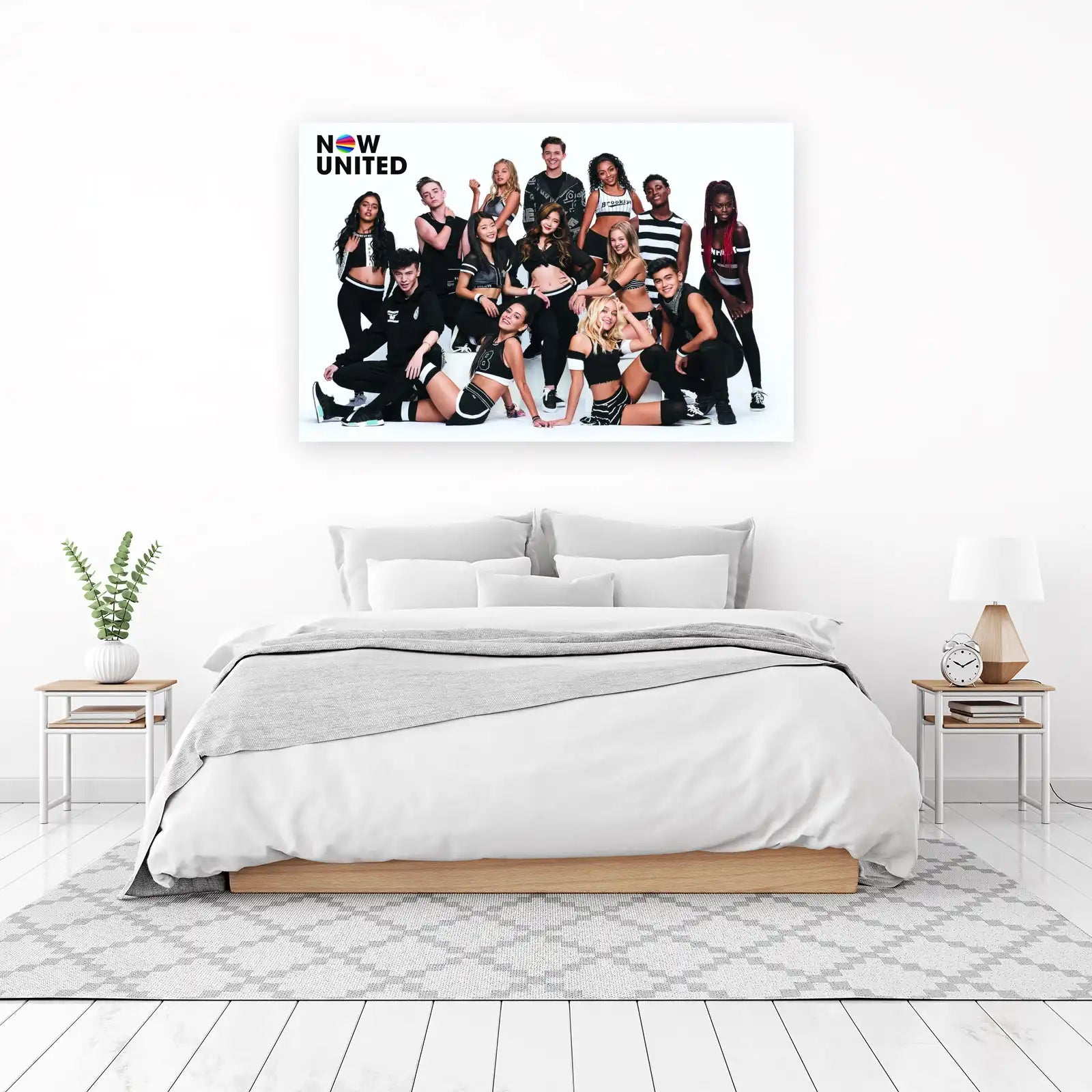 Now United Group Pose Wall Art