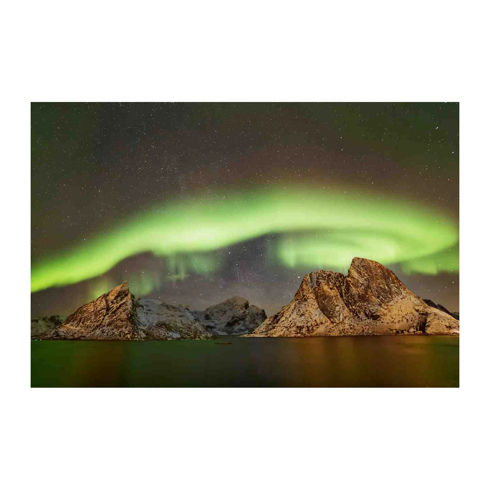 Majestic Aurora Borealis Mountains Wall Art