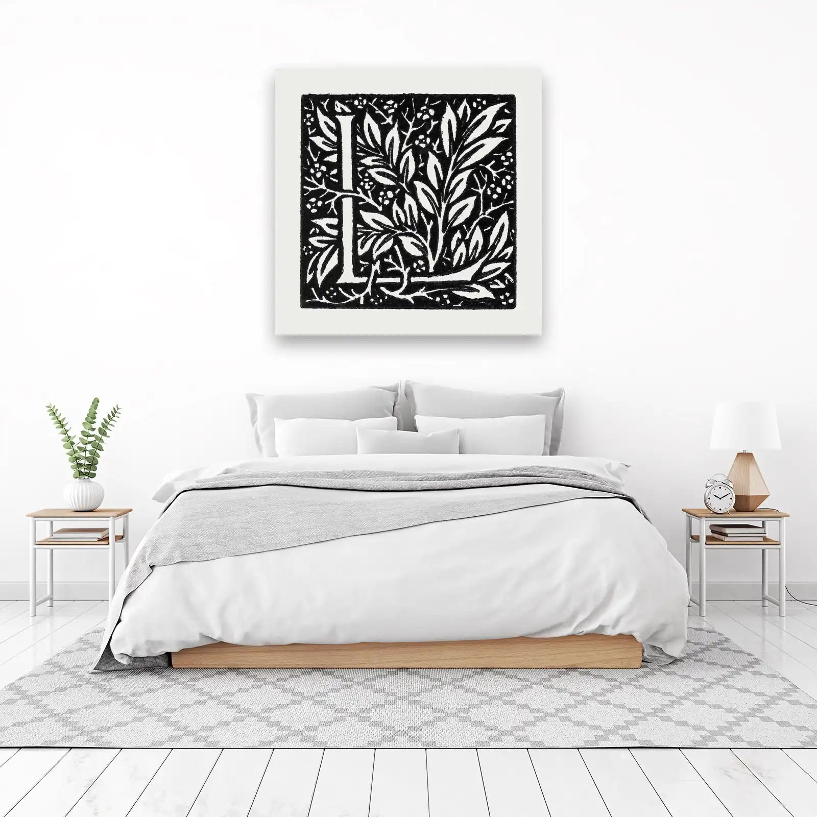Elegant 'L' Floral Monogram Wall Art